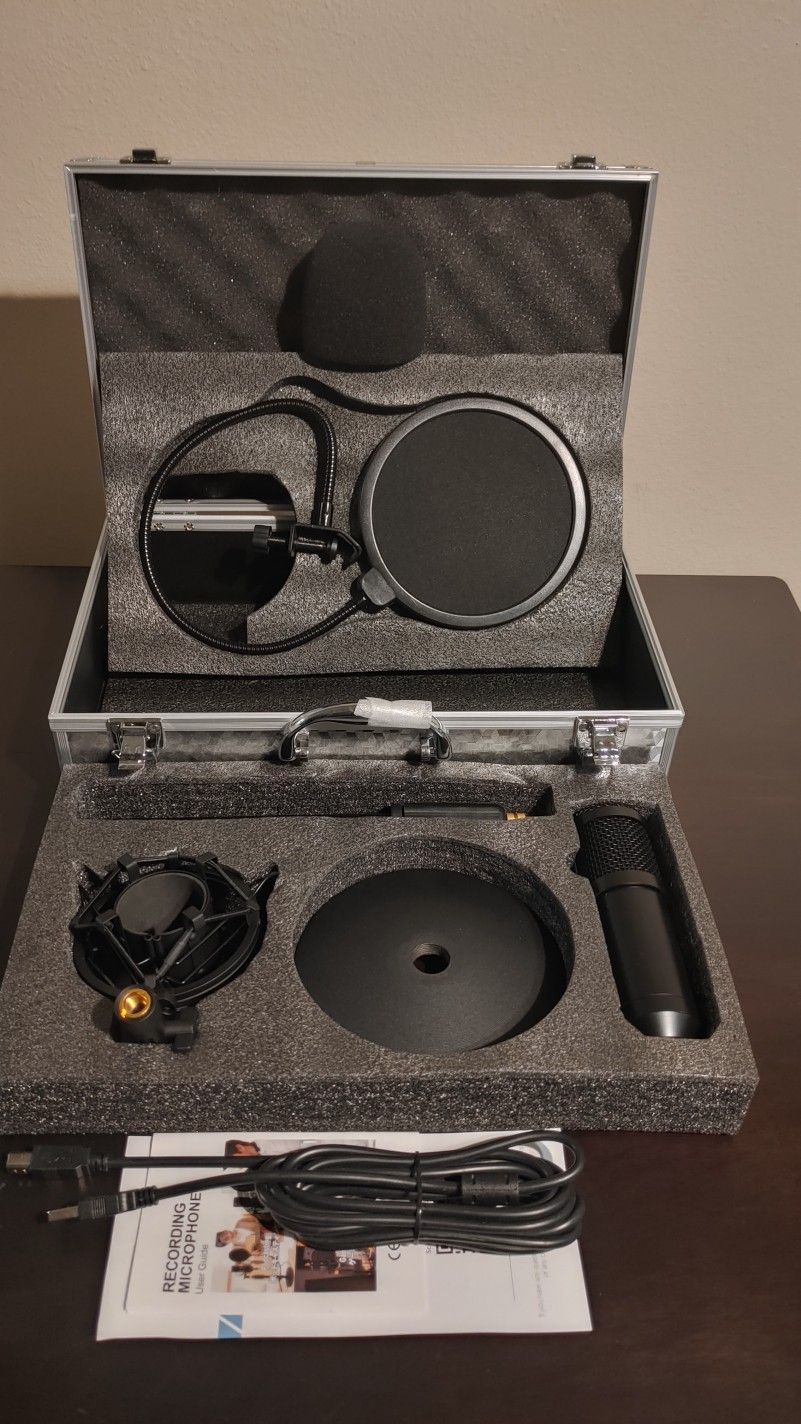 Studio Condenser Cardioid USB Microphone - Aluminum Case - Hardware - Brand New Unused