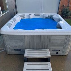 LA Spa Hot Tub 240 Hardwired Please Note Pump 1 Is Operating But Pump 2  Is Not But The Tub Works And Holds Heat