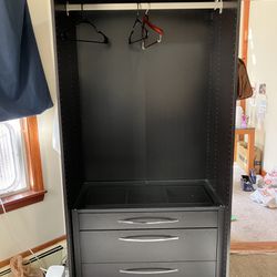 Dresser with Hanging Rack—LIKE NEW Functional bedroom Furniture 