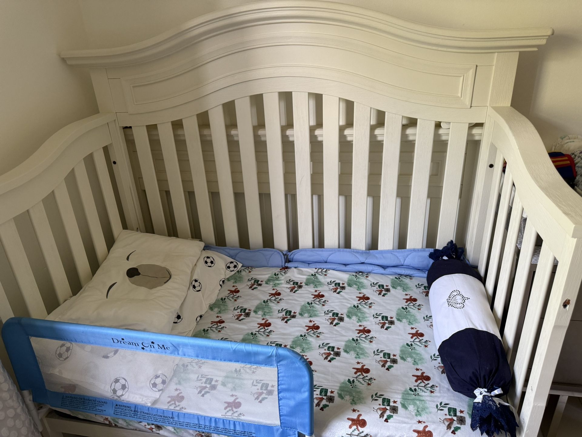 Crib From Baby To Toddler Age