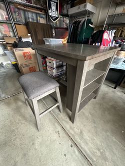 Ashley Caitbrook 3-Piece Counter Height Dining Table