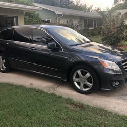 2011 Mercedes-Benz R-Class