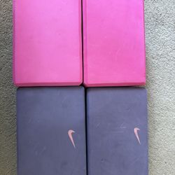 $10    4pc Yoga blocks 