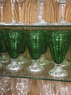 Vintage green glasses (10)
