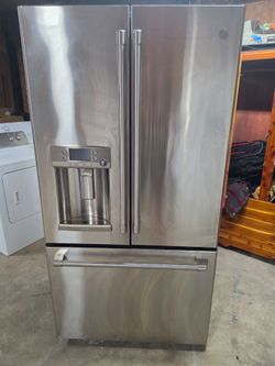 GE REFRIGERATOR
