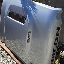 2022 Jeep Rubicon 392 Hood