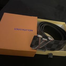 Louis Vuitton Belt black size 36