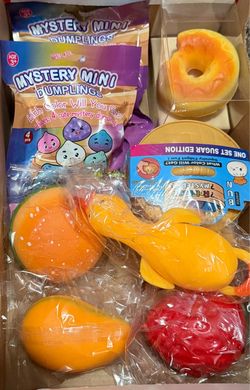 Squishy bundle/new $30
