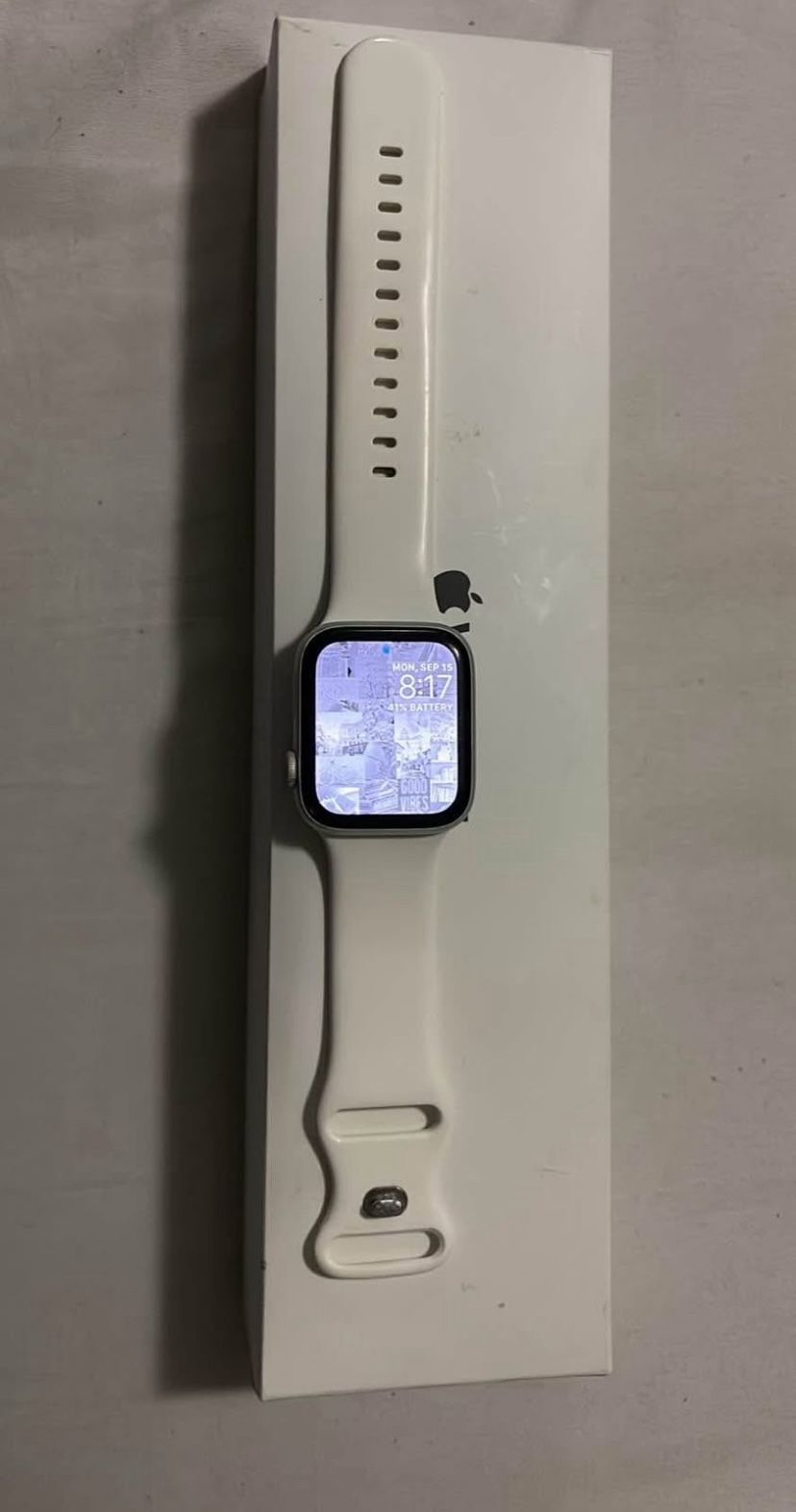 Apple Watch SE GPS + Cellular (2024) 44mm