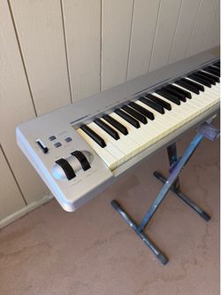 M-Audio Keystation 88es 88-Key MIDI Keyboard Controller Untested