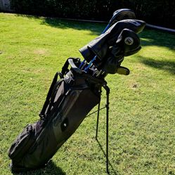 Sunday El Camino Golf Bag Like NEW Fits 14 Clubs 