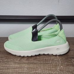 Skechers Goga Max Women's Slip-On Shoes Size 6