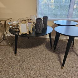 Tables And Decor