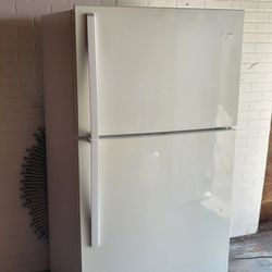 Whirlpool Fridge Freezer Refrigerator 
