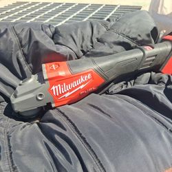 M18 FUEL 18 VOLT LITHIUM-ION BRUSHLESS CORDLESS 4 1/2 https://offerup.com/redirect/?o=SU4uVE8= 0  BREAKING.GRINDER WITH PADDLE SWITCH.