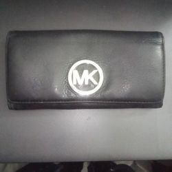 Black Michael Kors Wallet 
