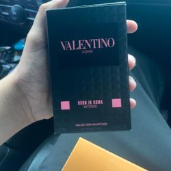 Valentino Uomo Born In Roma Intense
