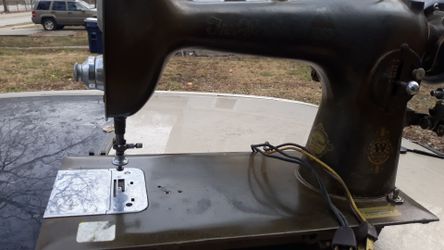 Western house electric old sewing machine top