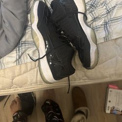 Size 11S pace Jam Low 