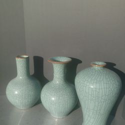 Set Of 3 Crackled Green Vases