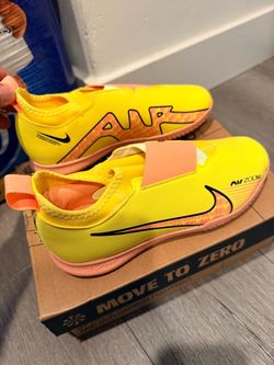 Nike indoor soccer shoes