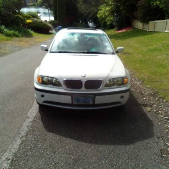 2003 BMW 325i