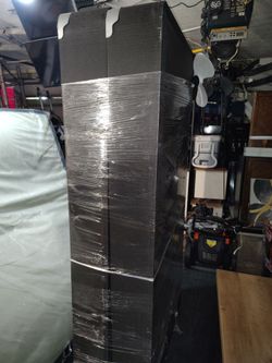 Serta Iseries hybrid king size mattress with boxsprings