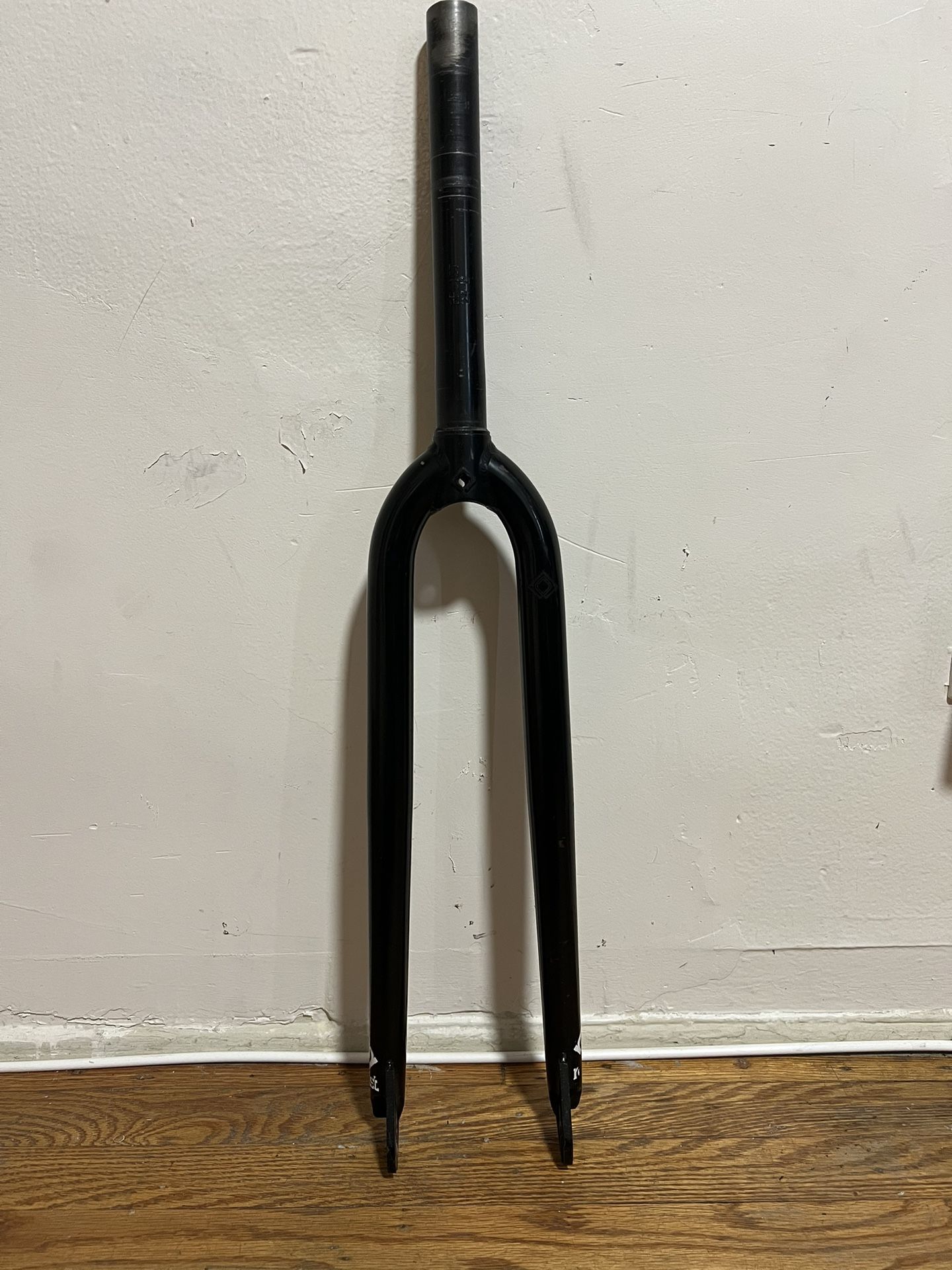 Resist Fork Fixies 