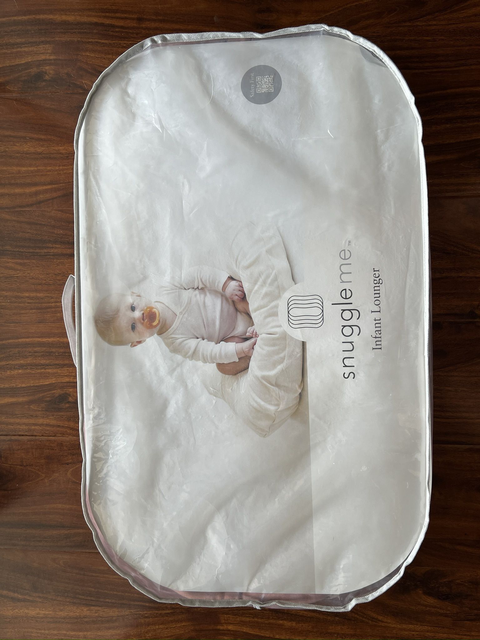 Snuggle Me Infant Lounger