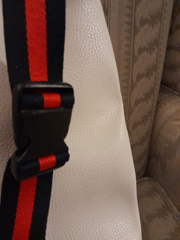 Gucci fanny pack common sense is not that common best sale