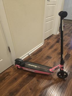 Electric Razor scooter
