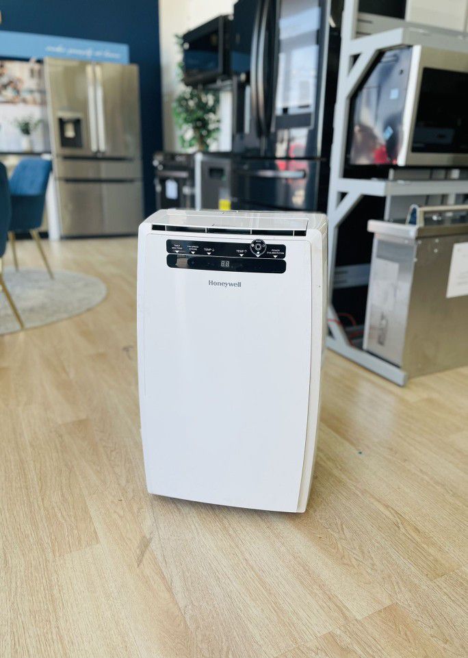 Honeywell 14,000 BTU (8500 BTU DOE) Dual Hose Portable Air Conditioner with Dehumidifier - White