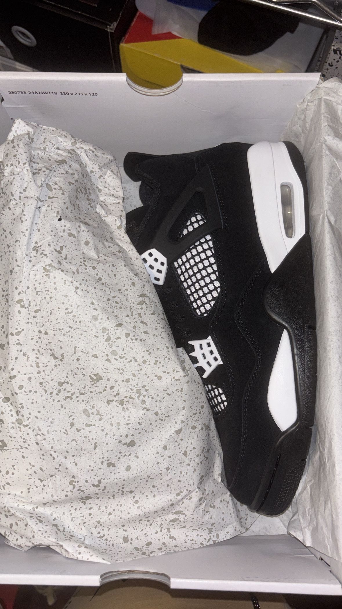 Jordan 4 Retro White Thunder