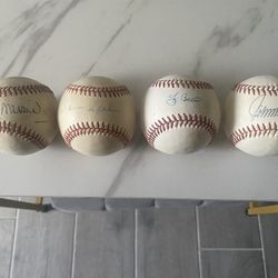 4 Hall Of Famers signed baseballs 