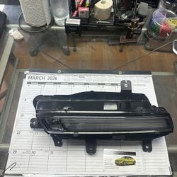 CADILLAC CT5 ORIGINAL OEM LEFT DRIVER SIDE CORNERING LAMP ASSEMBLY  2020-2024