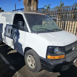 2006 Chevrolet Express 1500 Parts Only