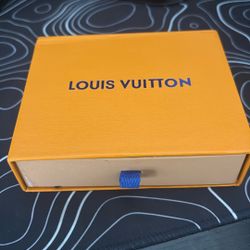 LV  Wallet