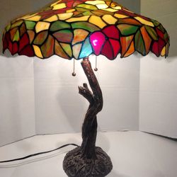 Antique Tiffany Style Lamp With Tree Trunk Base. Early 1900s
