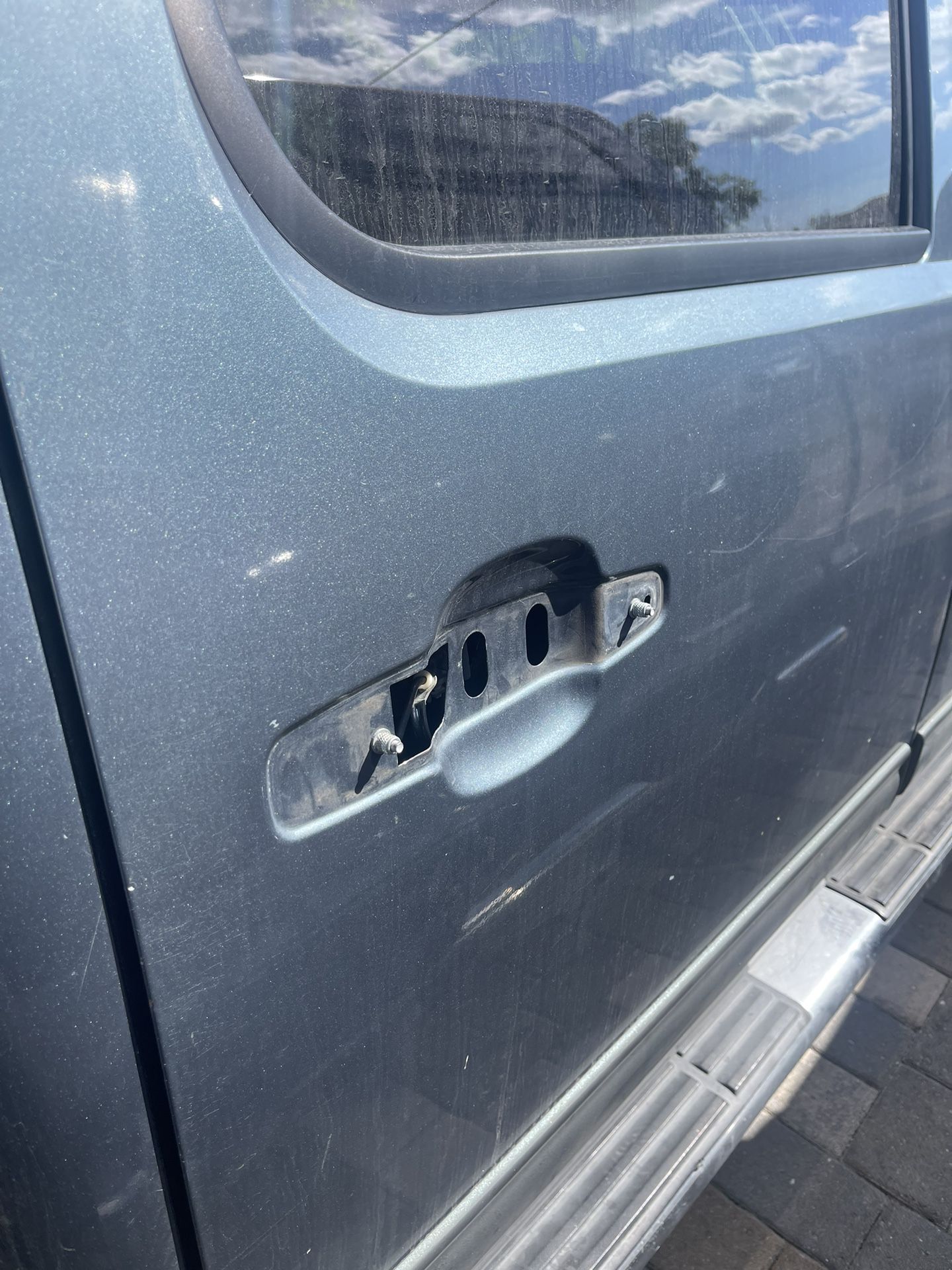 GMC Chevy 2007-2013 Door Handle Fix 