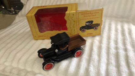 Vintage 2002 1918 Ford Run-About Pick-Up Truck