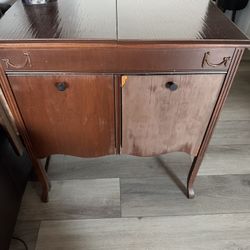 Vintage Sonora Phonograph Record Player