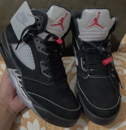 Jordan 5 Metallic