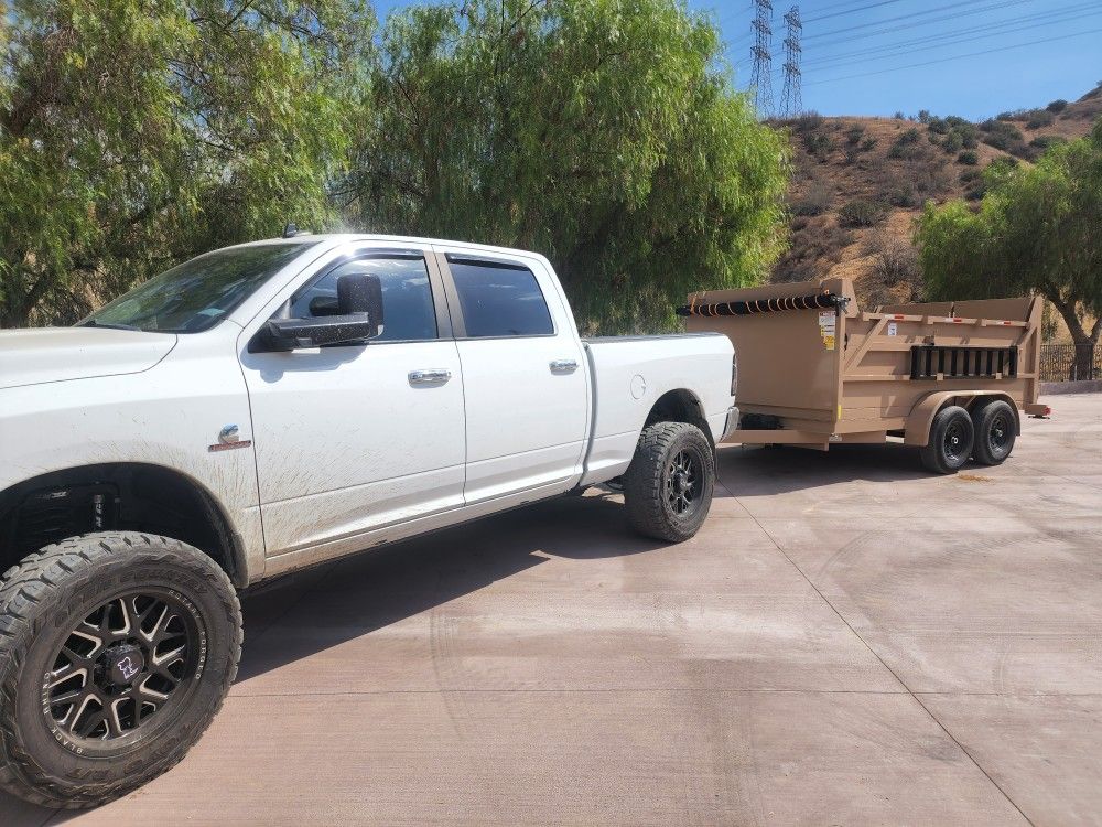 Dump Trailer W/Bobcat