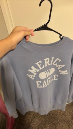 American eagle sweater