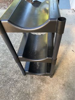 Water bottle stand