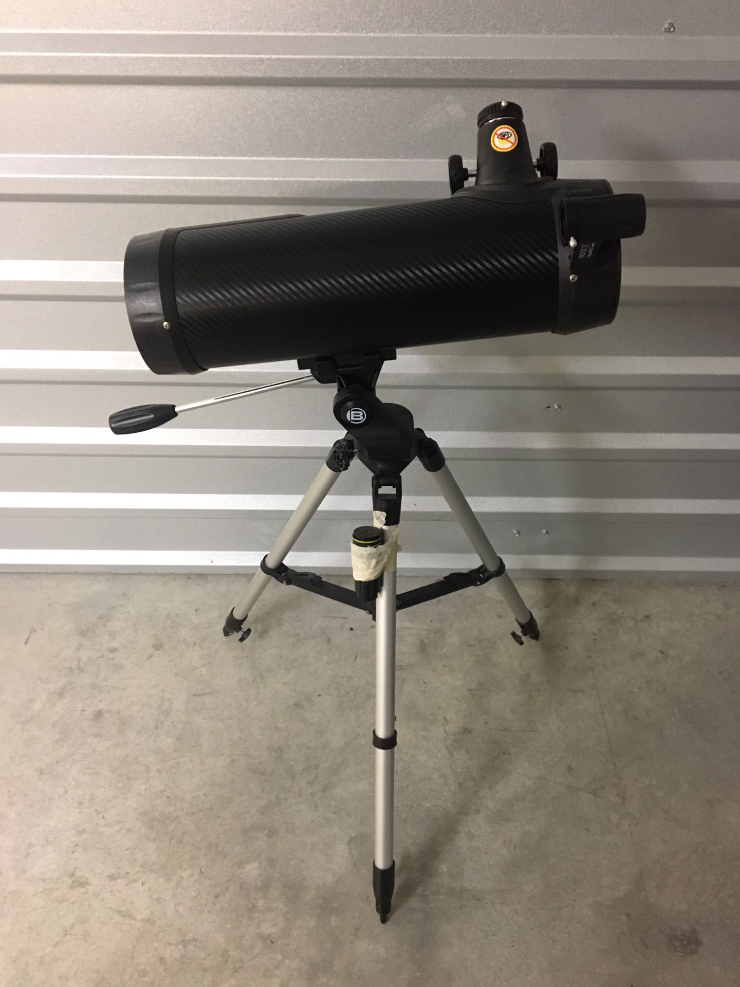 National Geographic 114mm reflecting telescope for Sale in North Fort