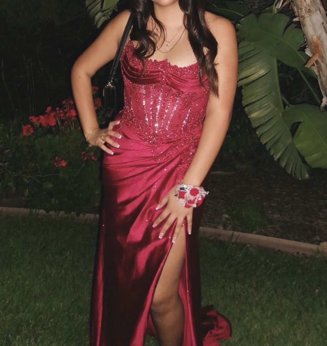Red prom dress