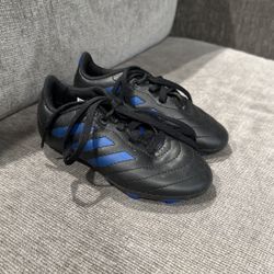 Kids Adidas Soccer Shoes Size 11c