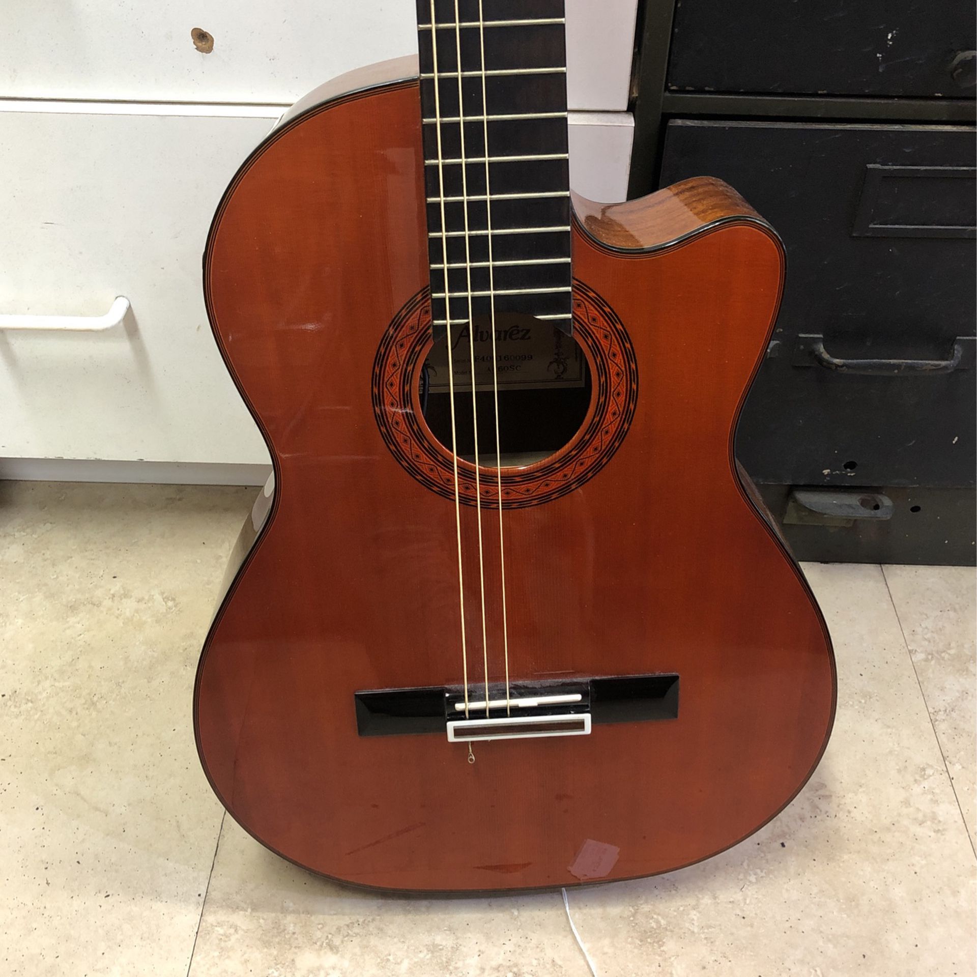 Alvarez AC60SC Classical Electric Acoustic Guitar