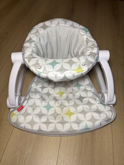 Fisher Price Sit Me Up  Floor BABY Seat